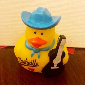 New Plastic "Love Nashville Hee Haw Duck", for Jeeps or as a Bath Toy